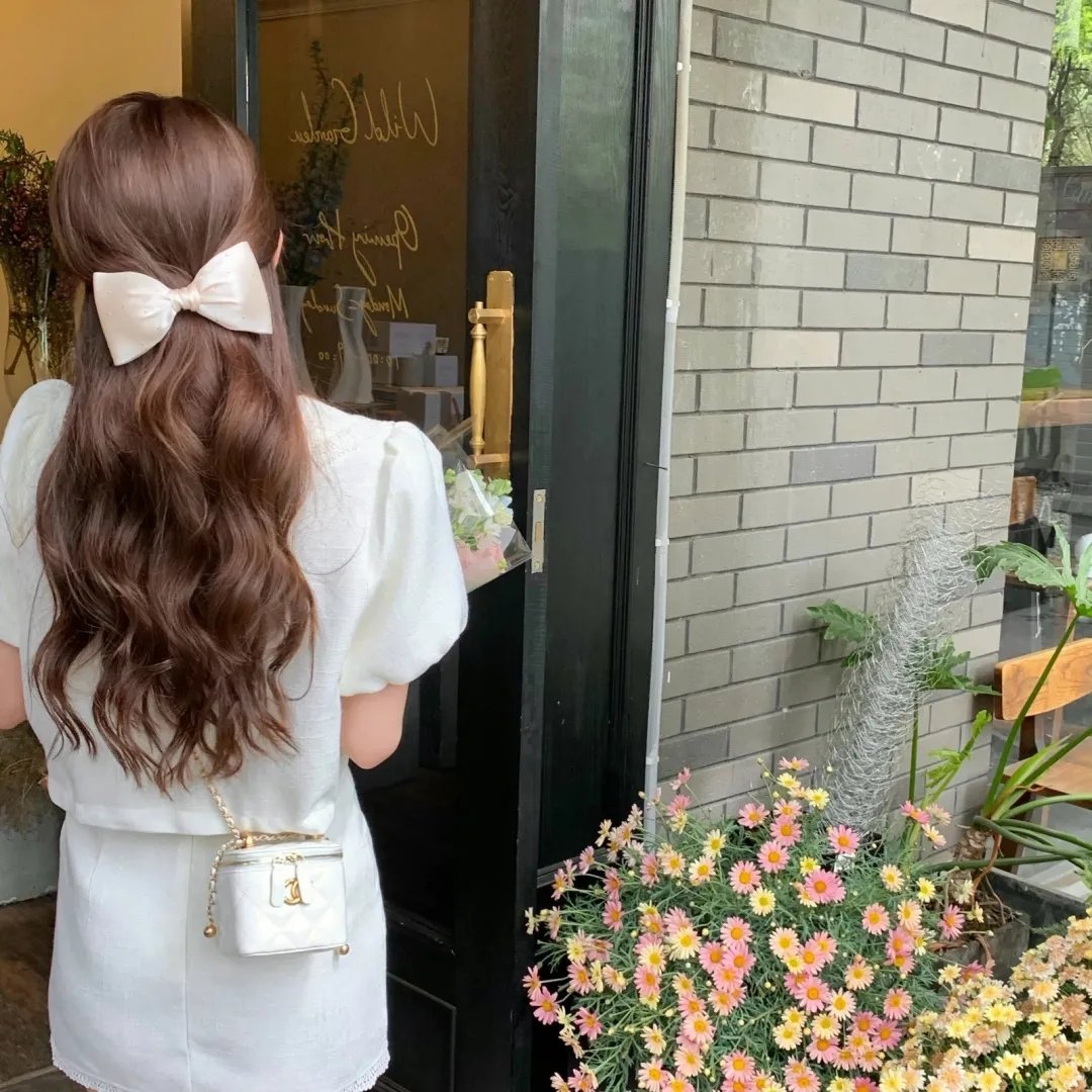 容基耶尔女士